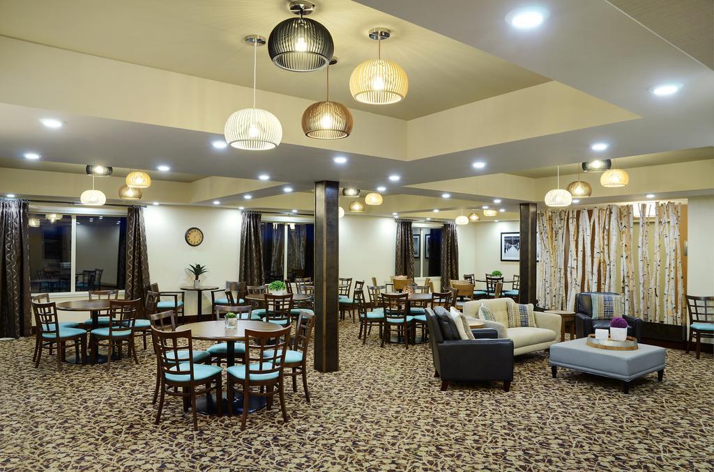 Pomeroy Inn And Suites Vermilion Zewnętrze zdjęcie